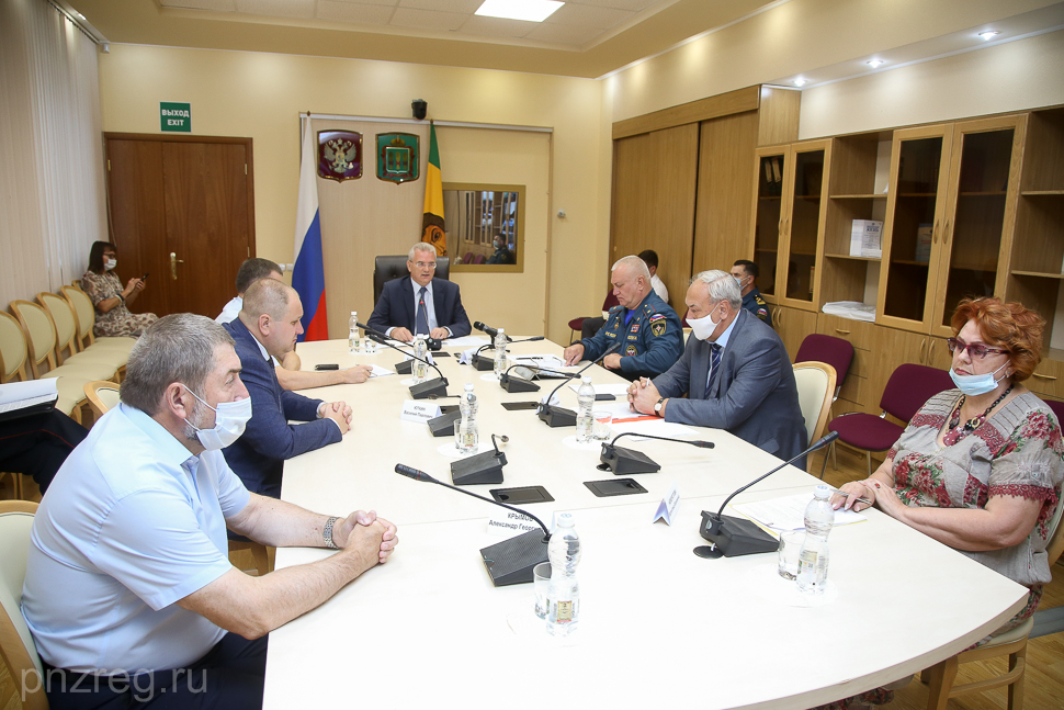 Пензенский губернатор распорядился проверить гидранты на предмет готовности к пожарам