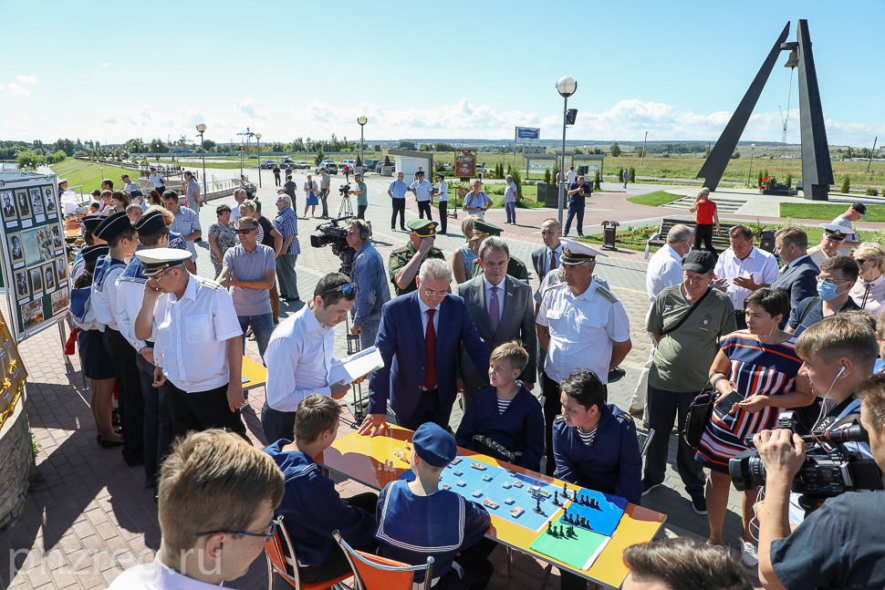 Валерий Лидин принял участие в торжествах по случаю Дня ВМФ