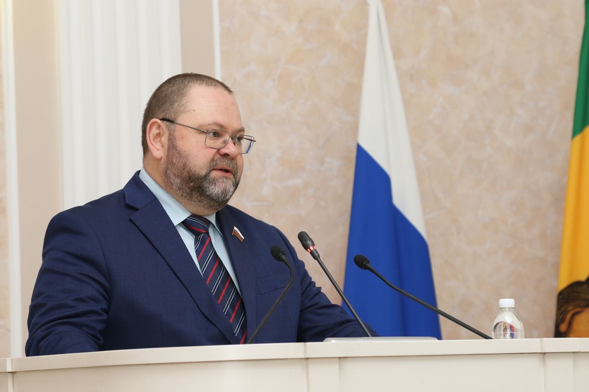 Сенатор Мельниченко не исключает грядущих изменений в избирательном законодательстве