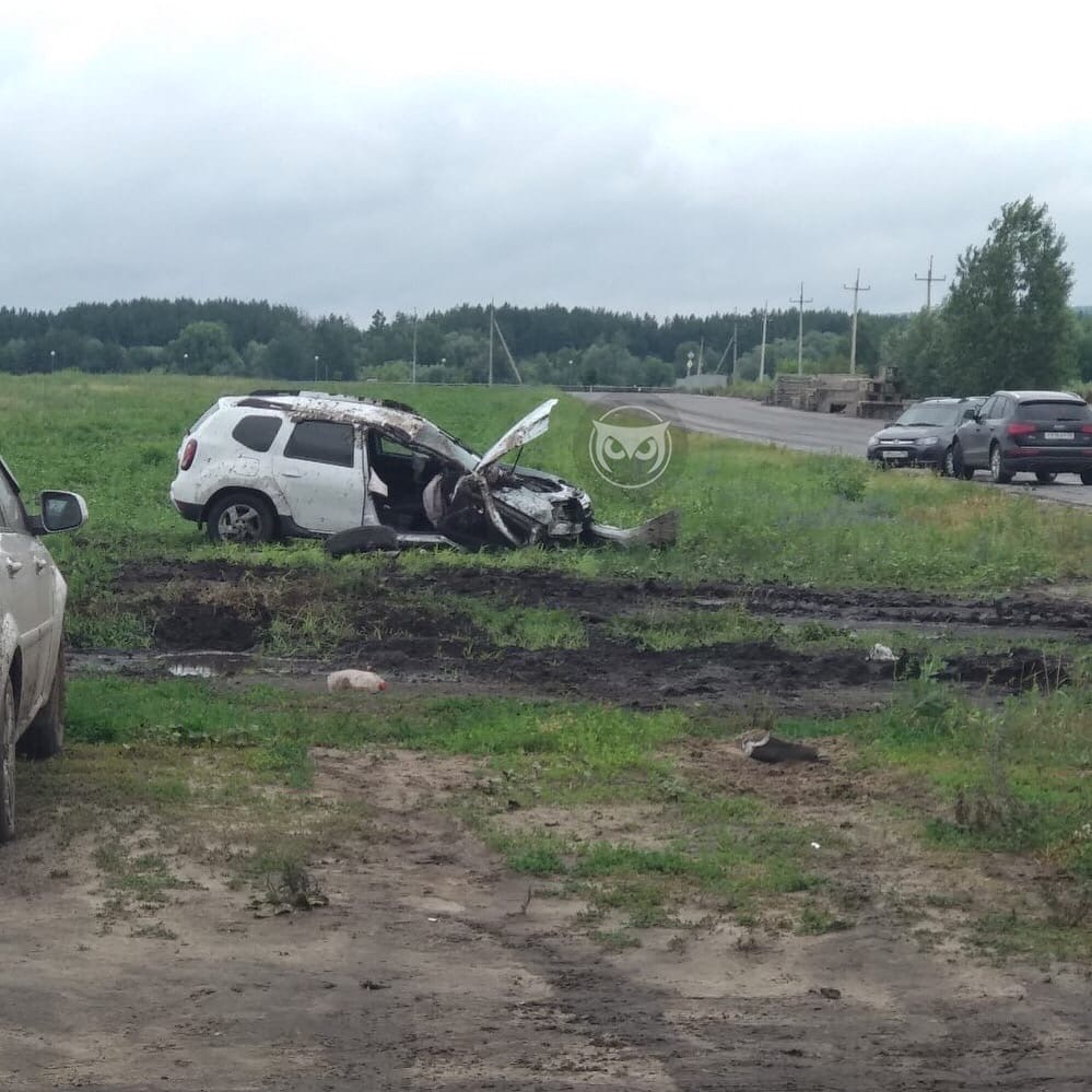 В страшном ДТП в Спутнике пострадало три человека