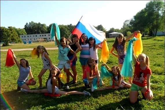 Пензенцам, записавшим детей в очередь в летний лагерь, стоит ждать звонка