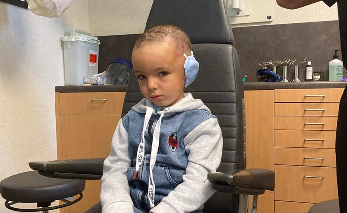 Пензенский малыш, отправившийся за океан ради операции, начал слышать