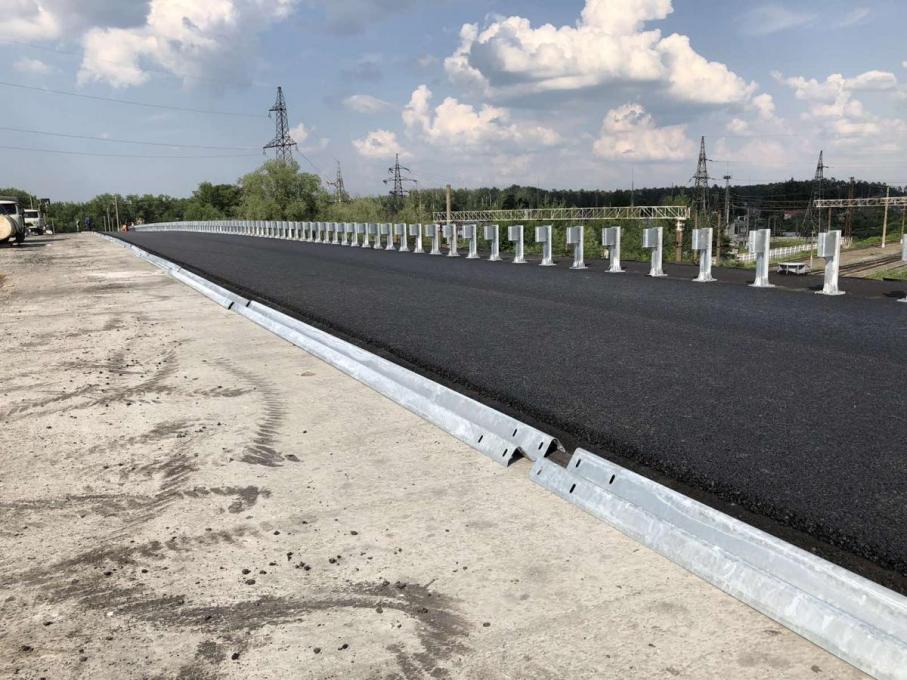 На путепроводе в Заречном открыли вторую полосу