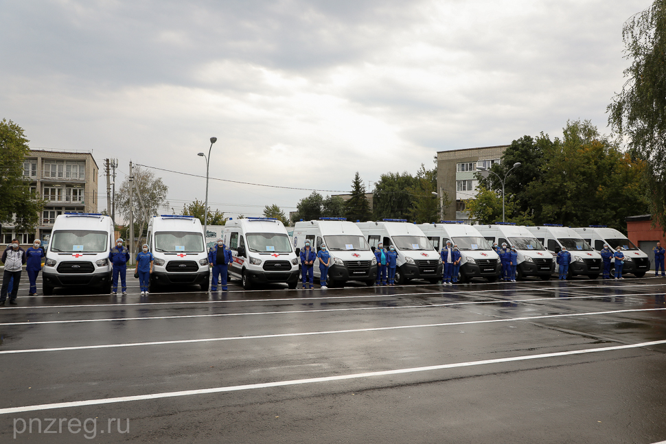 Автопарк больниц Пензенской области увеличился на 13 спецмашин