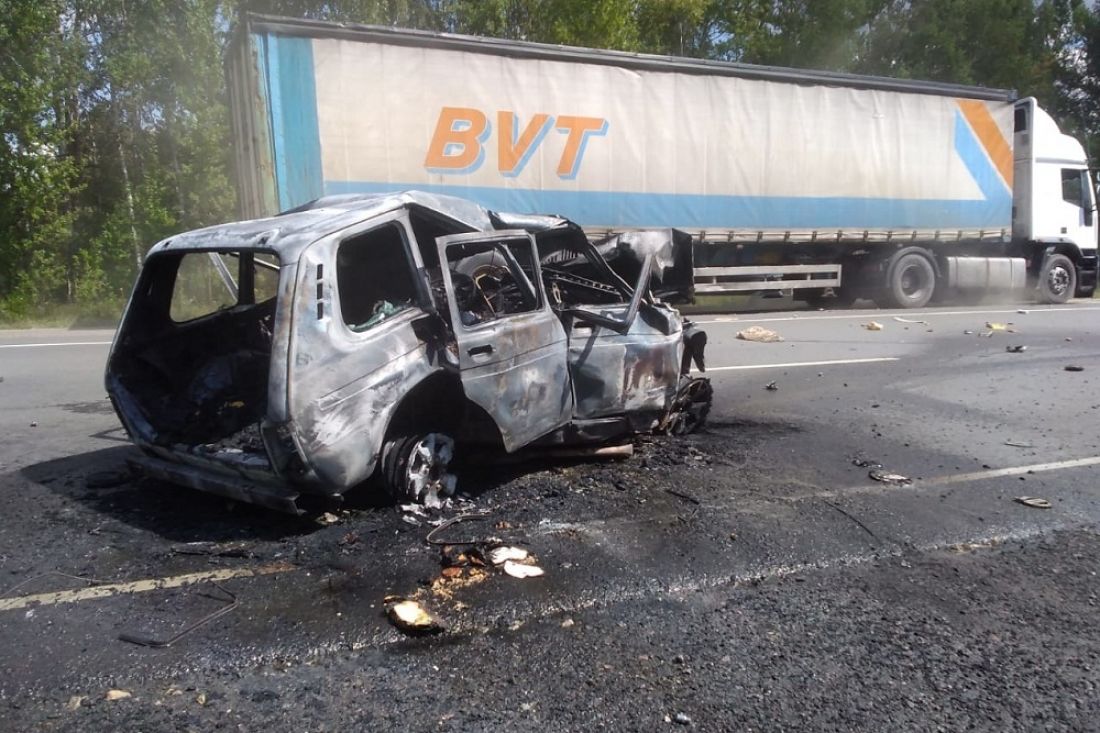 В Пензенской области на месте гибели четырех человек работали пожарные