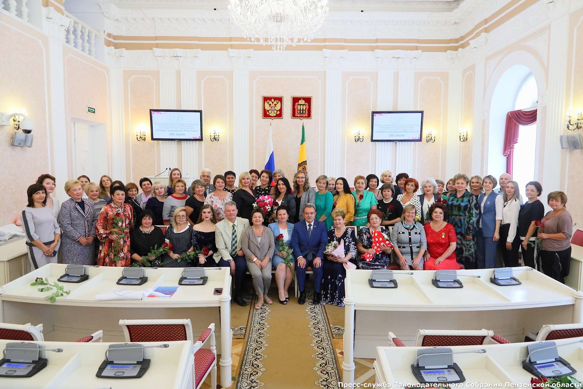 Владимир Путин поздравил "Союз женщин" с юбилеем