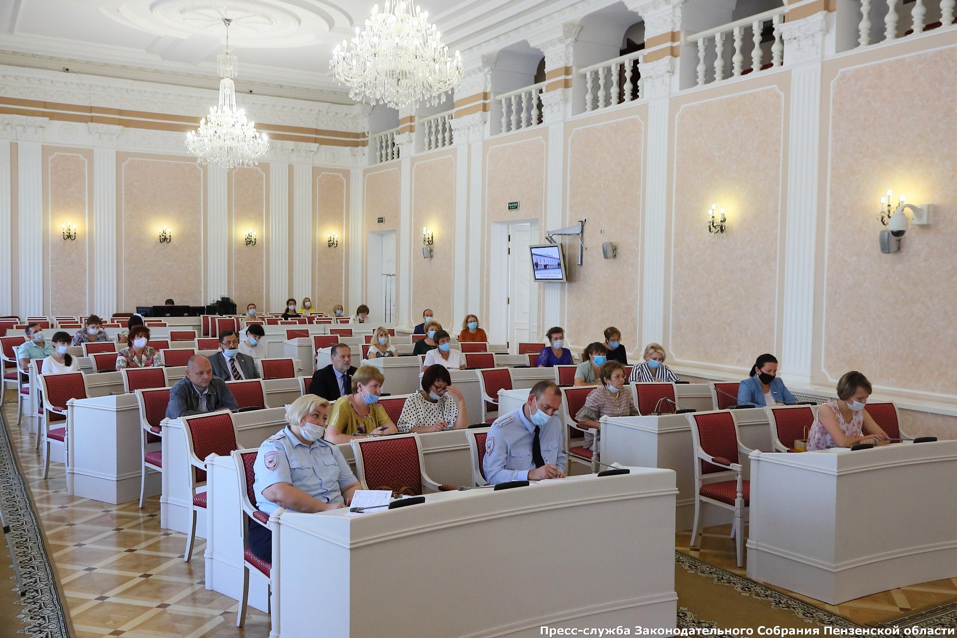 В Заксобре обсудили поправки, которые изменят жизнь пензенских семей