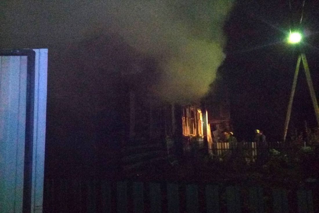 В Пензенской области в ночном пожаре пострадал мужчина