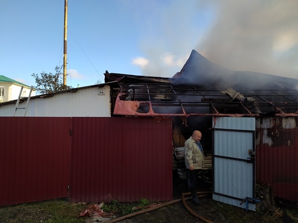 В Пензенской области пожарные спасли человека из огня