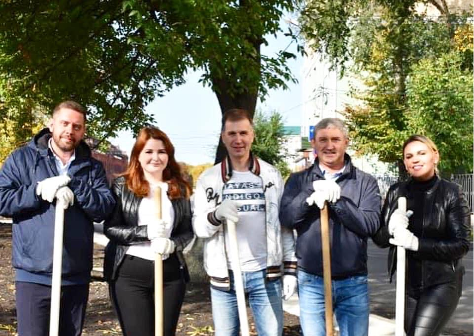 Иван Краснов принял участие в общегородском субботнике