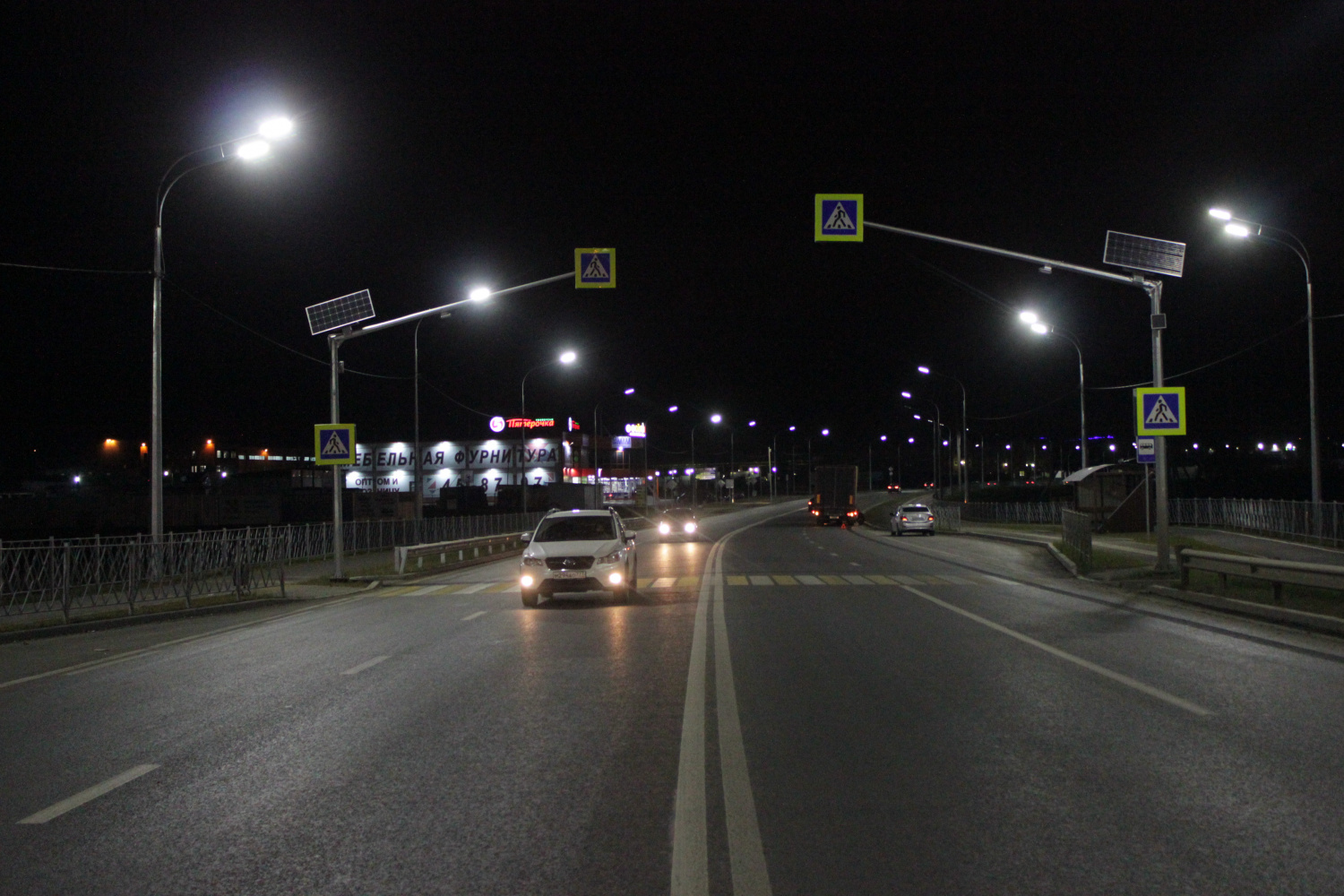 В Пензе отремонтированную дорогу на улице 40 лет Октября осветили фонари