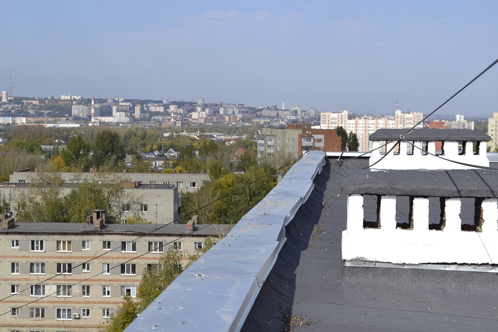Управляющая компания провела обследование давления воды в домах во всем Гидрострое