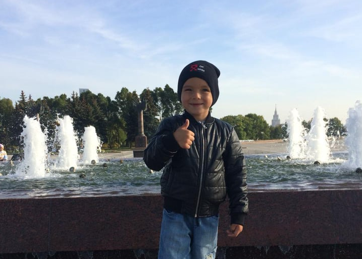 Московские медики оценили здоровье малыша, которому вернули слух