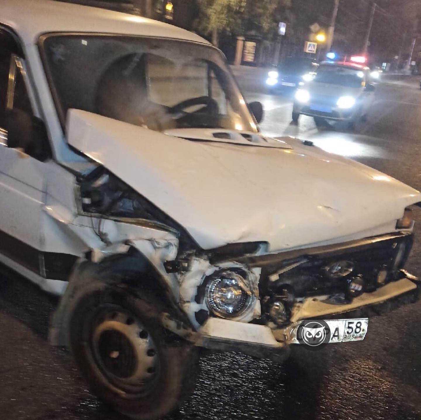 В Пензе в жестком ДТП пострадал водитель «Нивы»