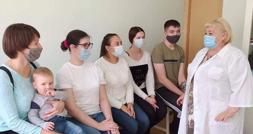 В Пензе объявили ноябрьское расписание занятий Школы материнства