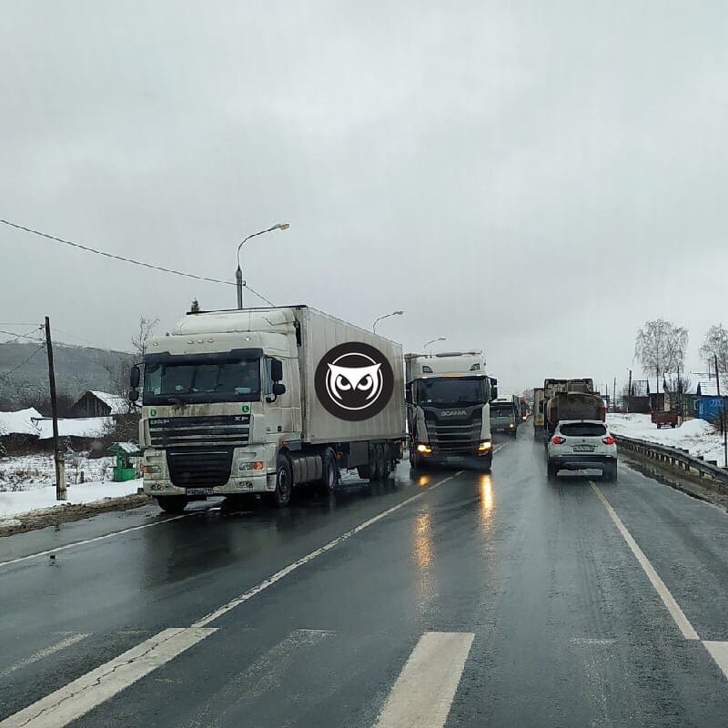 В Кузнецком районе столкнулись две фуры