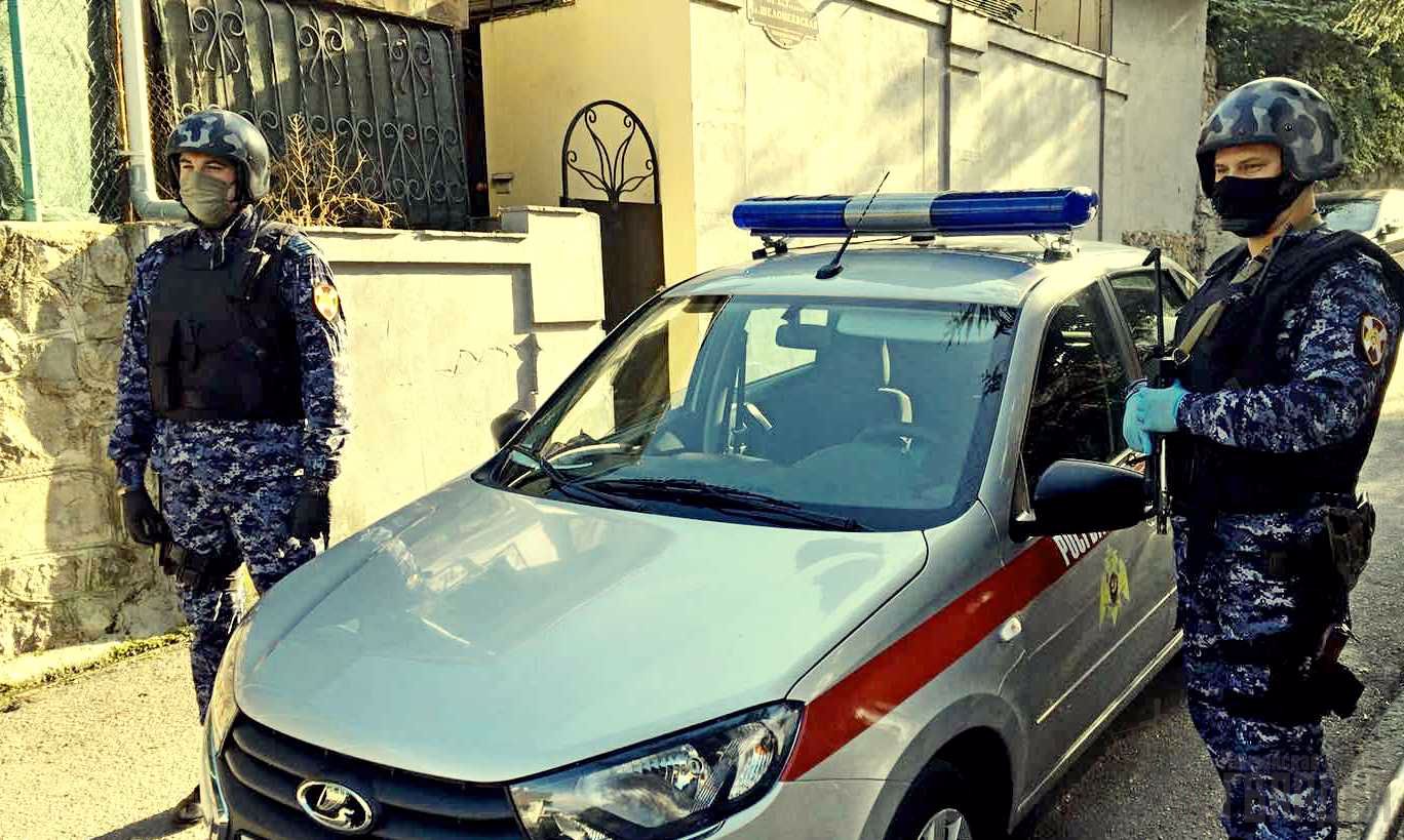 Молодой пензенец спровоцировал конфликт в незакрывшемся на ночь баре на Московской