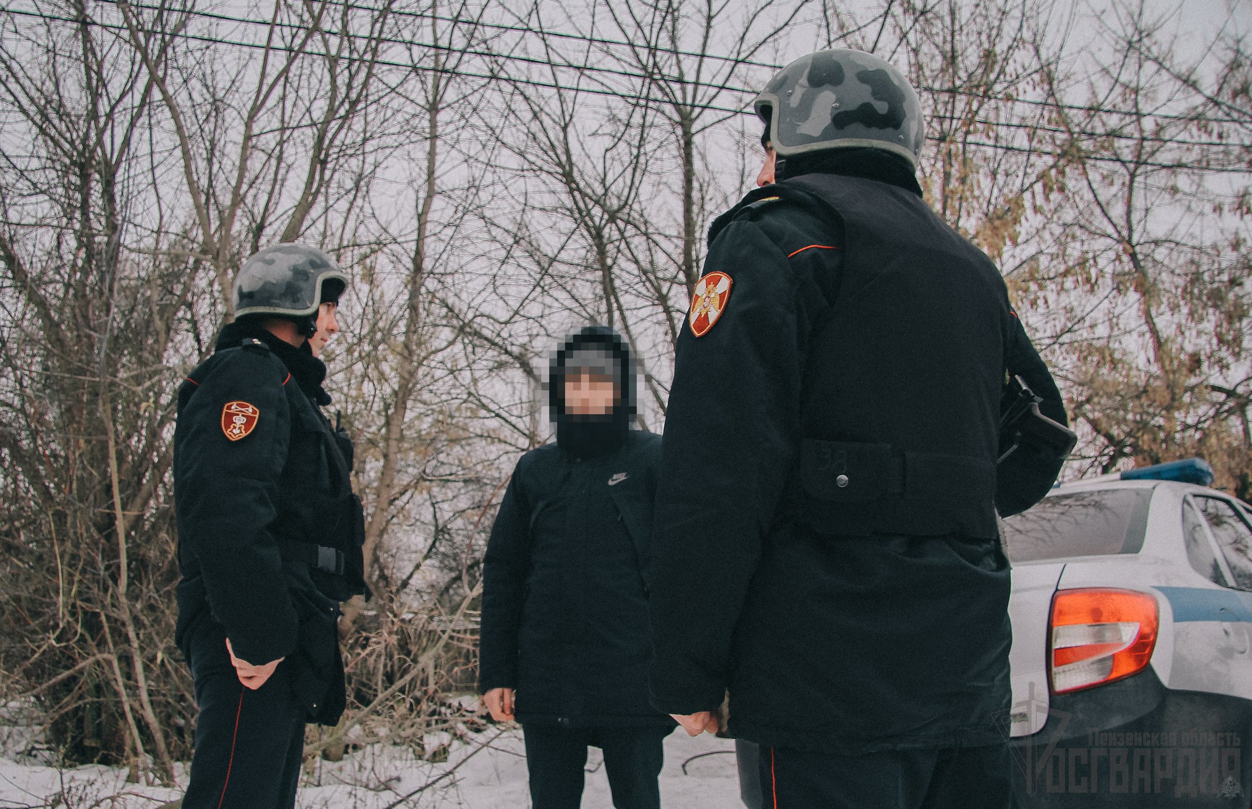 Пьяный дебошир избил жителя Пензы и изуродовал его машину