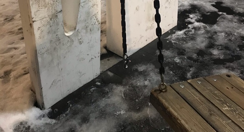 Пензенские качели снова не выдержали натиска горожан