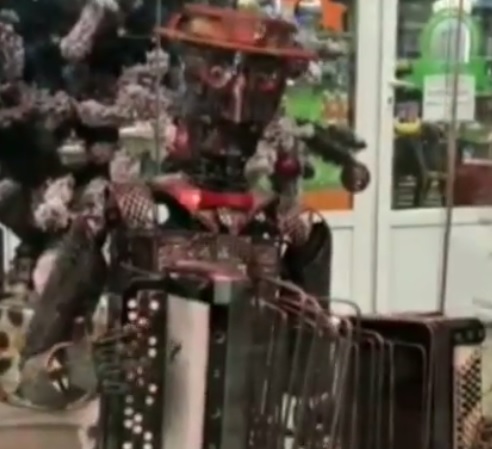 В Пензе на автовокзале появился новый арт-объект