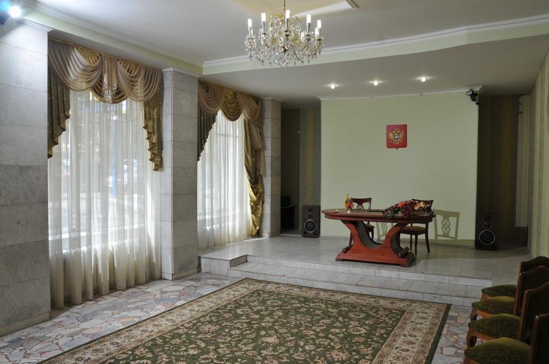 Пензенские ЗАГСы будут работать в праздники по особому графику