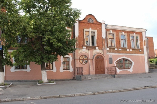 В Пензе реконструируют здание музыкальной школы 1906 года постройки