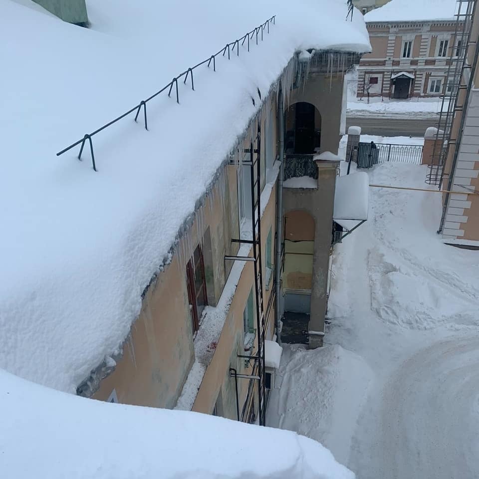 В Пензе Госжилстройтехинспекция потребовала убрать наледь с 522 крыш