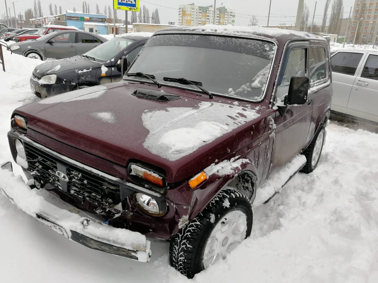 В Пензе ищут водителя «Нивы», совершившего два ДТП за 7 минут