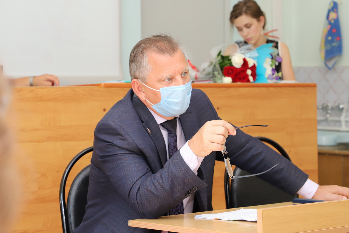 Как пожилому пензенцу без Интернета записаться на прививку от ковида