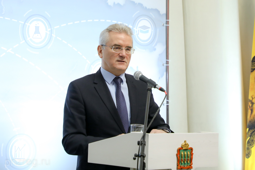 Студентам вузов разрешили выйти из самоизоляции