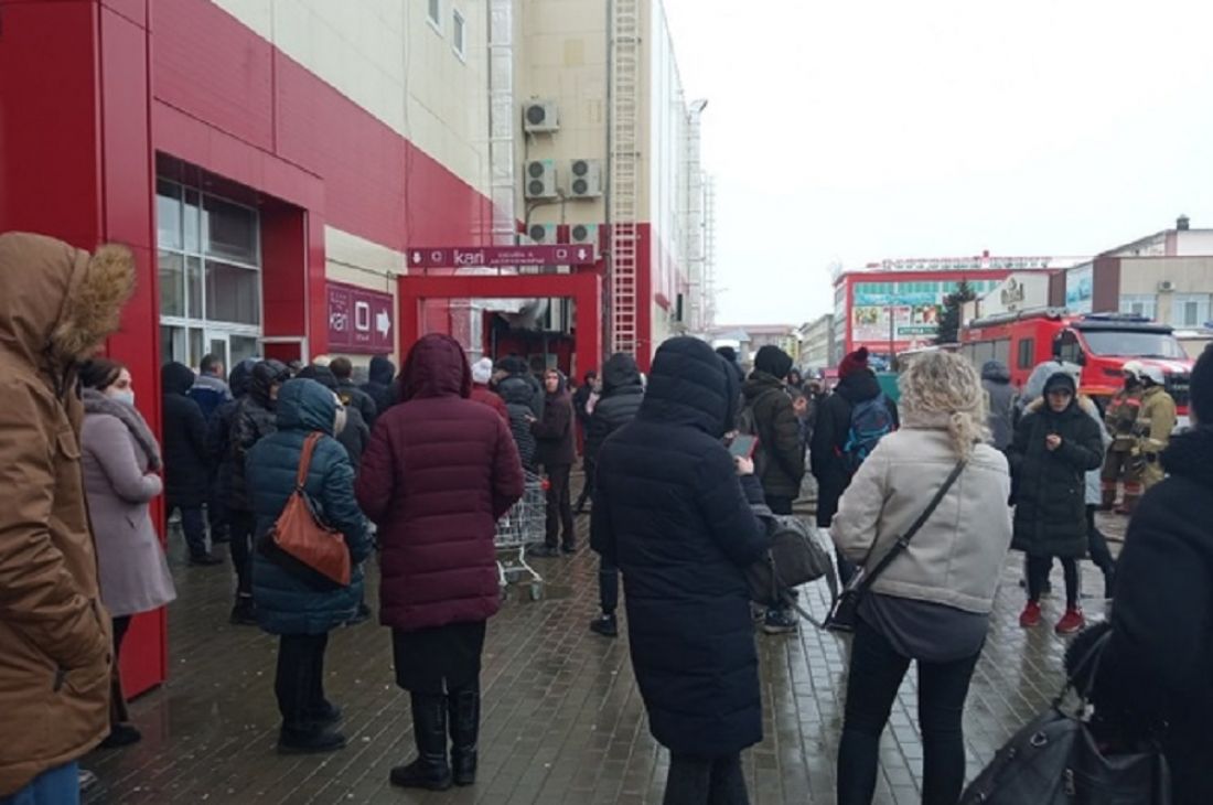 В Кузнецке фритюрница спровоцировала пожар в торговом центре