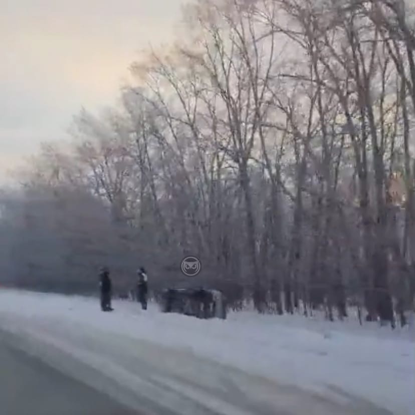 В Пензенской области на трассе М-5 перевернулась машина скорой помощи