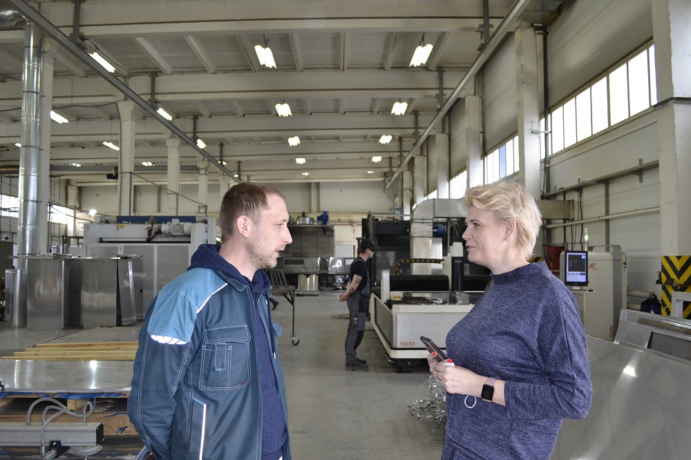 Ольга Изранова поздравила защитников Отечества с праздником