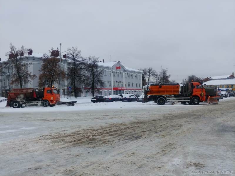 В Пензе городские власти признали: пора закупать снегоуборочную технику