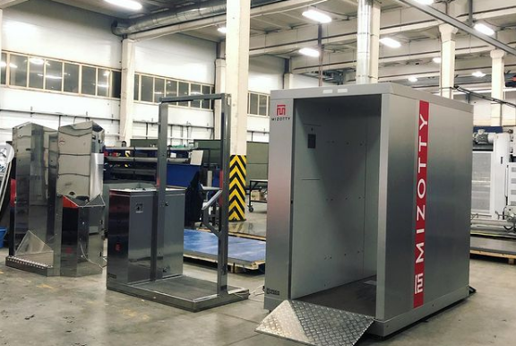 Крупный морской порт закупил рамки «Мизотти», спасающие от заражения COVID-19