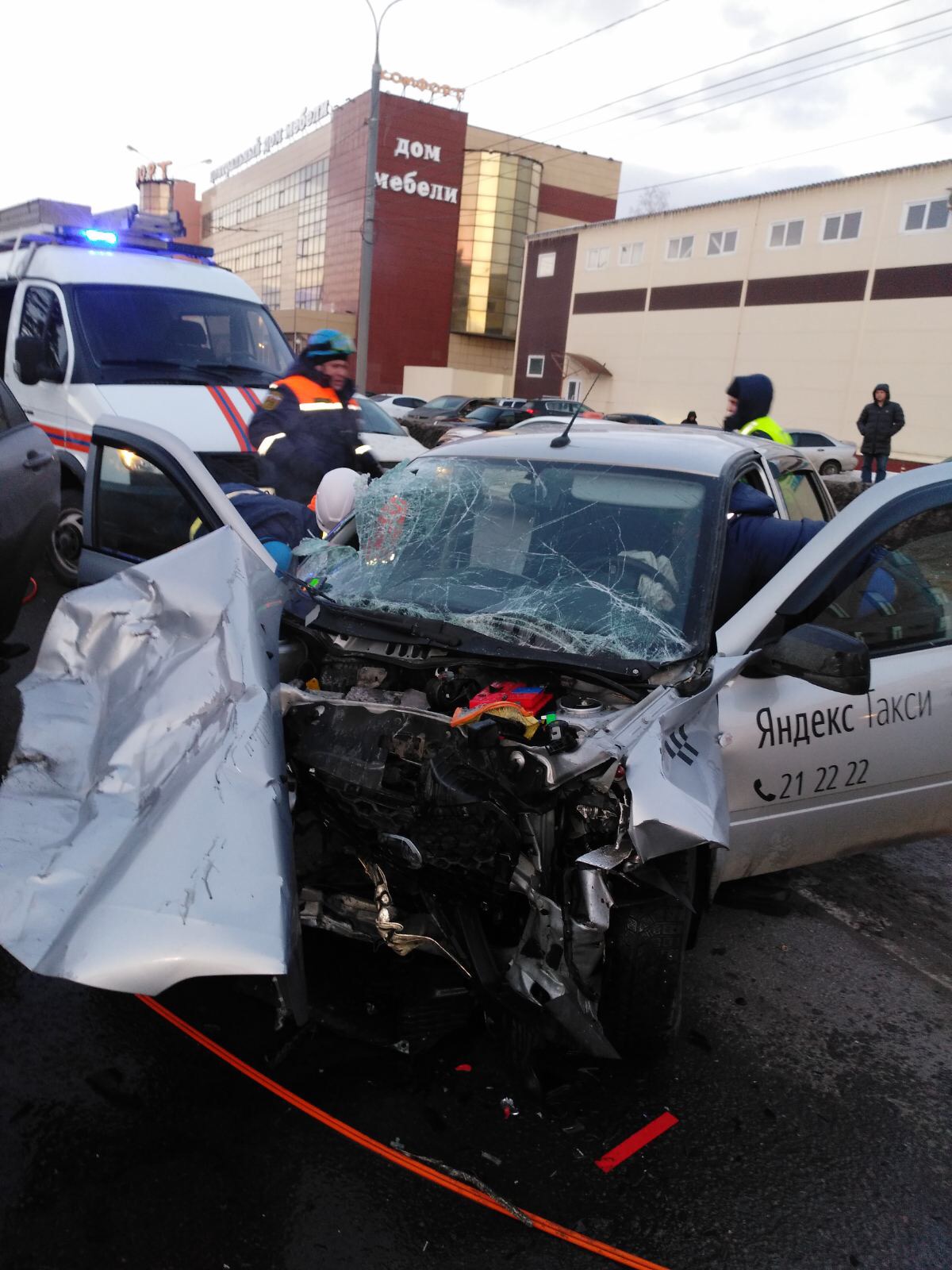 Три человека пострадали в ДТП по улице Баумана в Пензе