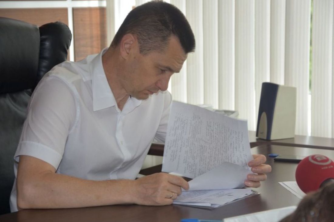 Сведения о своих доходах представил адвокат Ивана Белозерцева