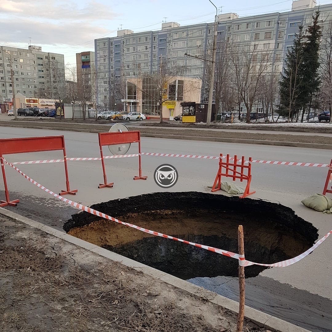 В мэрии Пензы объяснили причину появления ямы на проспекте Строителей