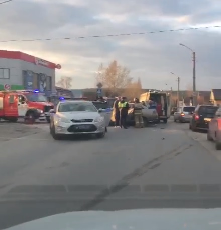 В Кузнецке в ДТП с «УАЗом» пострадала 71-летняя пенсионерка