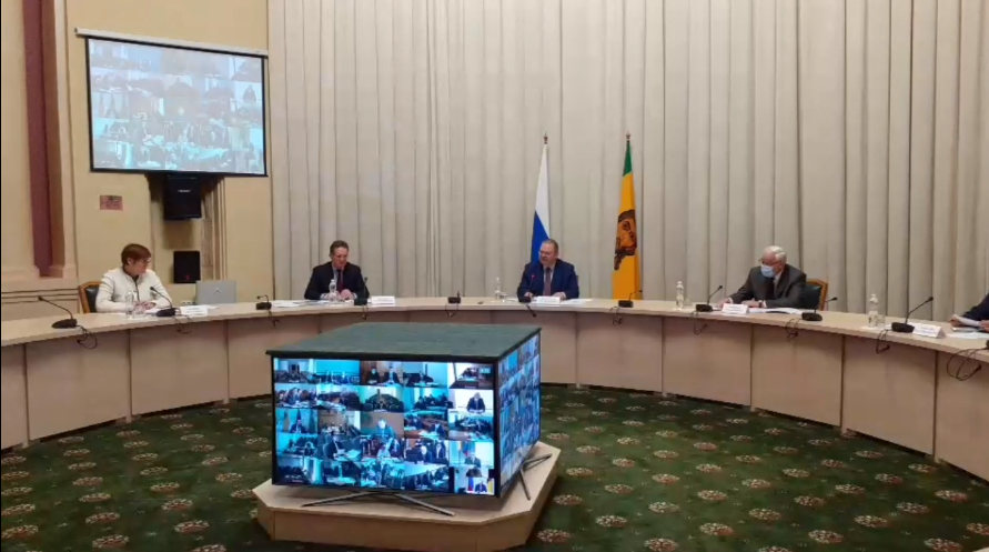 Олег Мельниченко раскритиковал муниципалитеты за «пылевые бури»