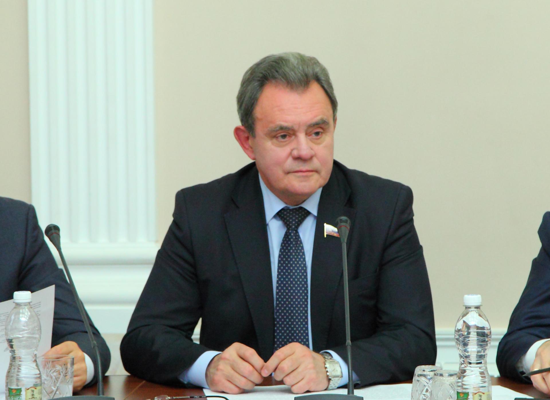 Валерий Лидин призвал проверить, как работают детские лагеря