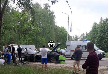 В Заречном произошла серьезная авария с легковушкой