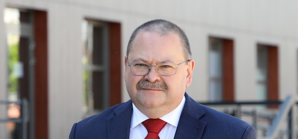 Олег Мельниченко попал в топ-50 по упоминаемости в Telegram-каналах