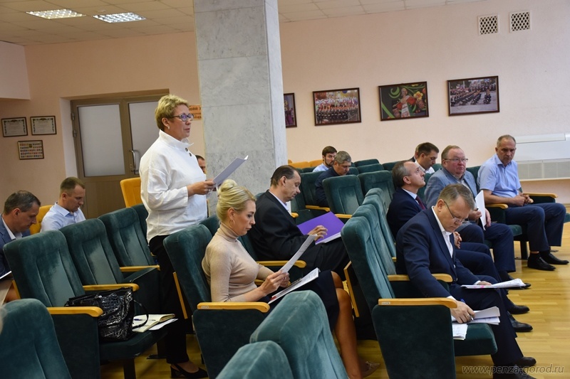 В Пензе 2 школьников выгнали с ЕГЭ за шпаргалки