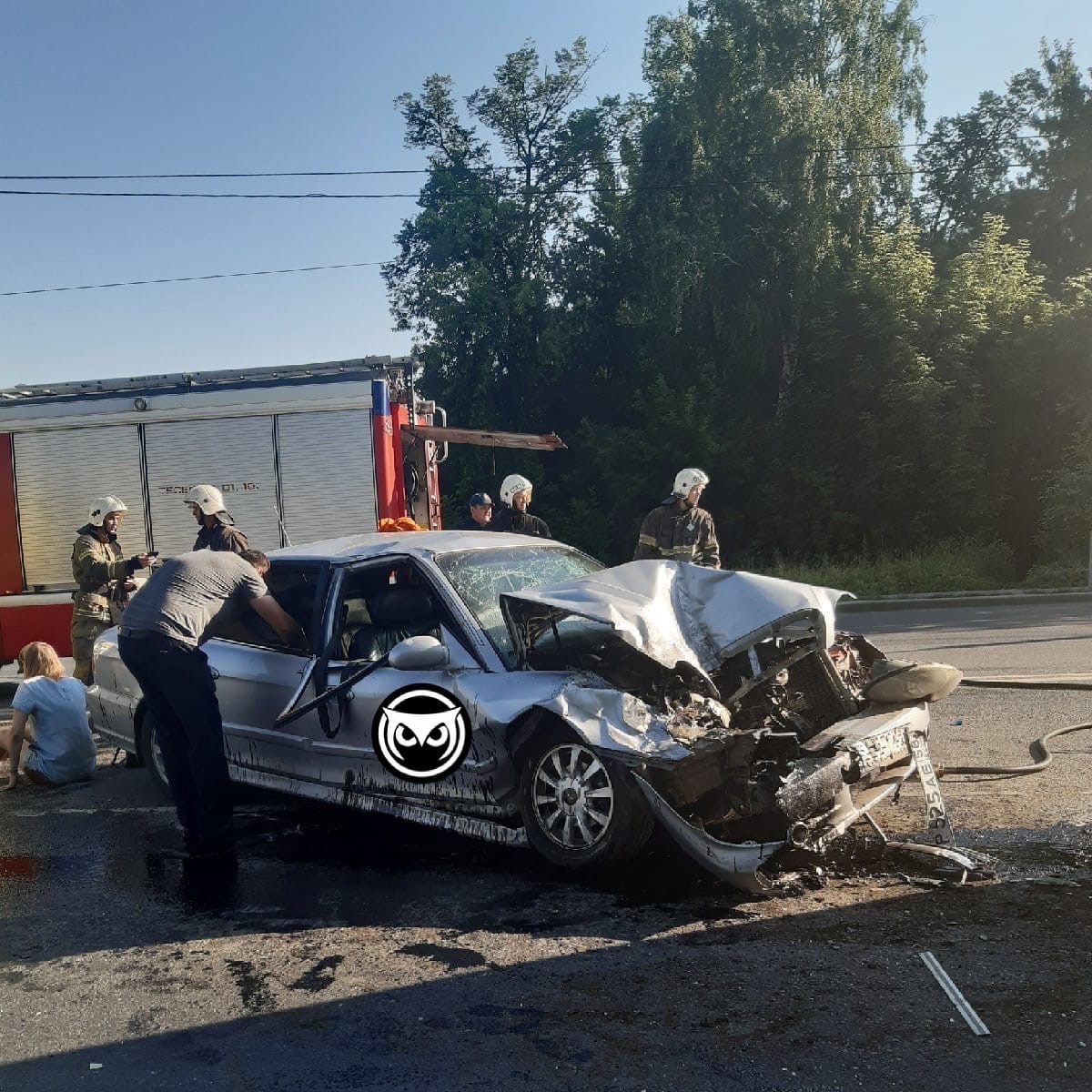 В Пензе на выезде с М-5 легковушка превратилась в груду металла