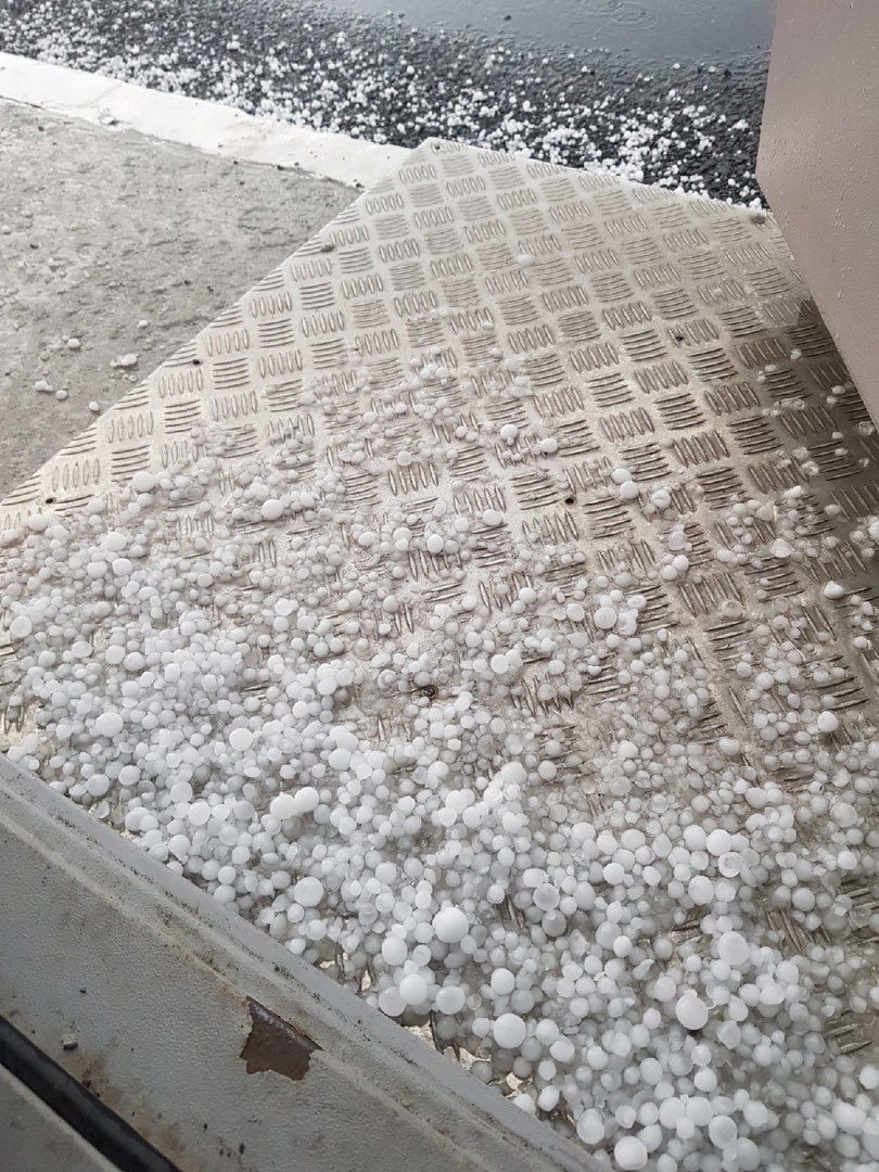 В Бессоновке выпал град размером с теннисный шарик