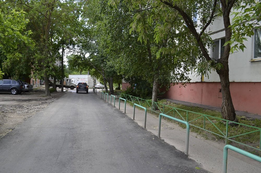 В Терновке по просьбе жителей заасфальтировали улицу Терешковой