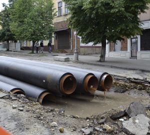 Мельниченко потребовал за 3 недели подготовить пакет инфраструктурных решений