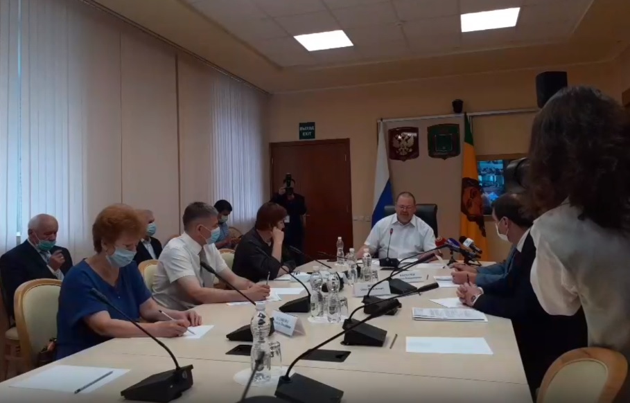 Олег Мельниченко заявил о выделении средств на покупку нового томографа