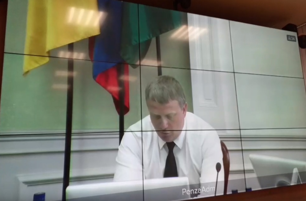 Андрею Лузгину пригрозили персональной ответственностью за срыв сроков ремонта дорог